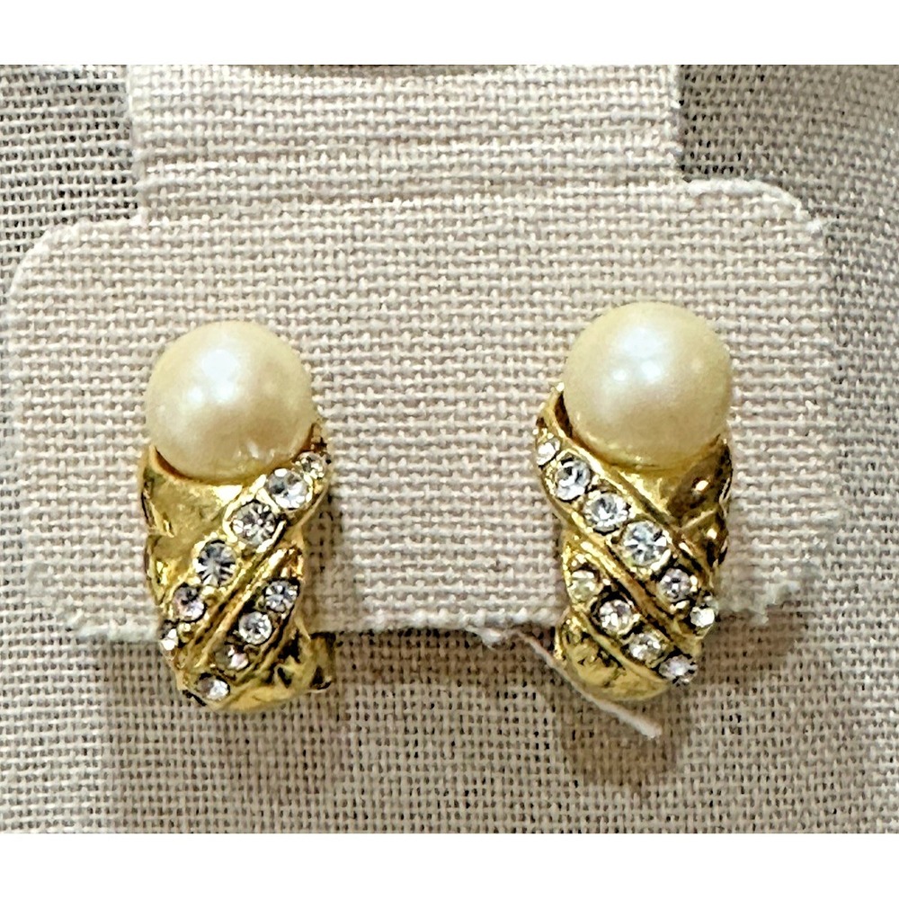 Vintage Gold Tone Imitation Pearl Rhinestone Clip On Earrings Criss Cross
